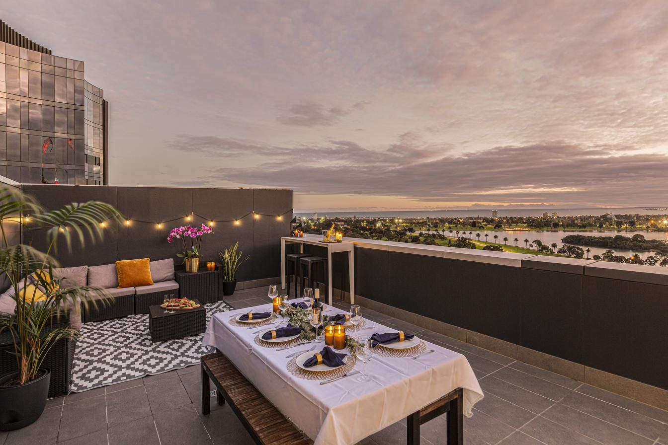 Fizz and Views penthouse